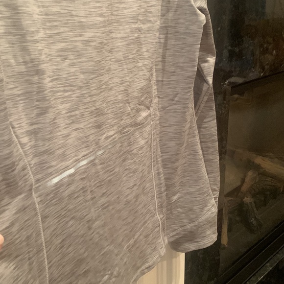 Spyder women’s active wear jacket-light weight - Picture 7 of 13